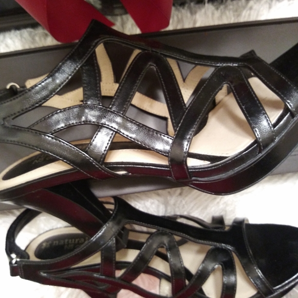 Black Sandals - Picture 5 of 5